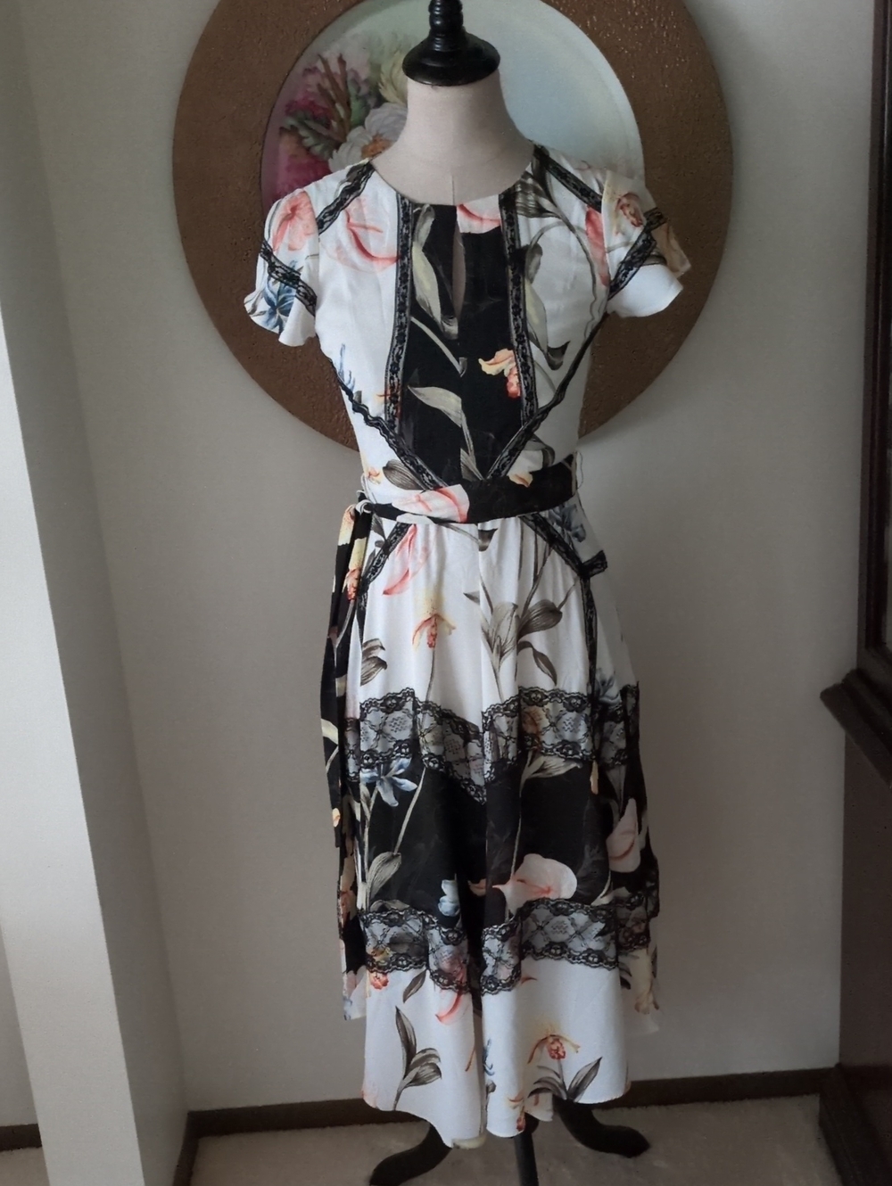 White House Black Market Floral Lace-Panel Midi Dress in Soft White and Black